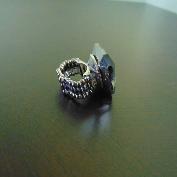 Costume Jewelry- Oversized faux CZ ring- smockey color - Picture 3 of 13